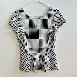 Banana Republic black and white top